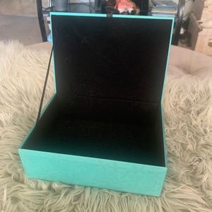 Turquoise glass jewelry box by Cynthia Rowley